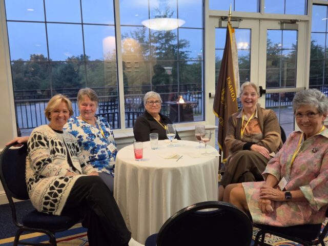 Past and Present members of the Lord Fairfax chapter get together at the AMM
